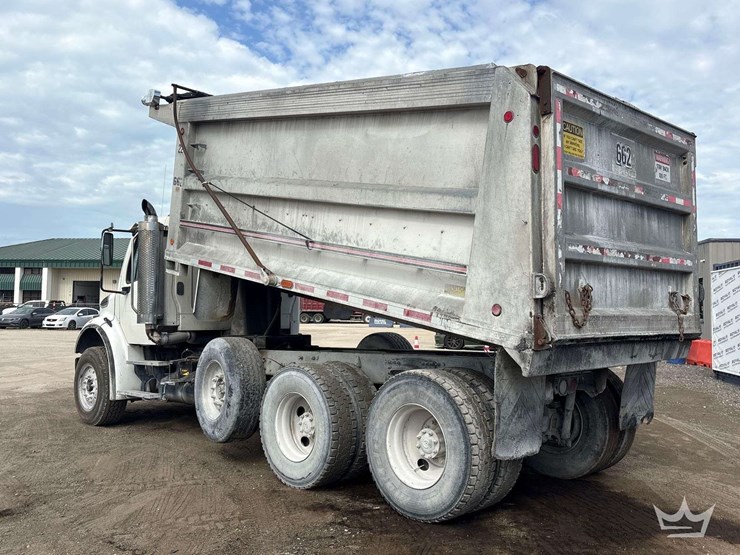 2007-freightliner-m2-112-tri-axle-dump-truck-image-4