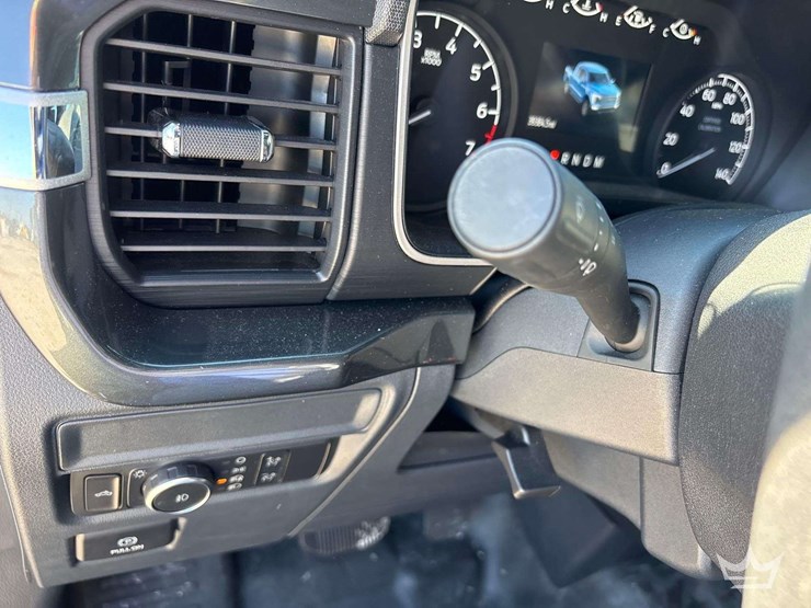 2022-ford-f150-image-21