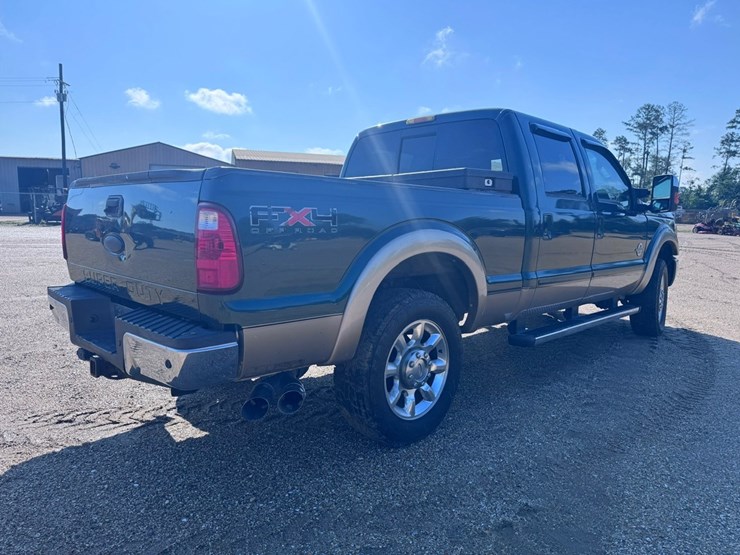 2011-ford-f250-image-10