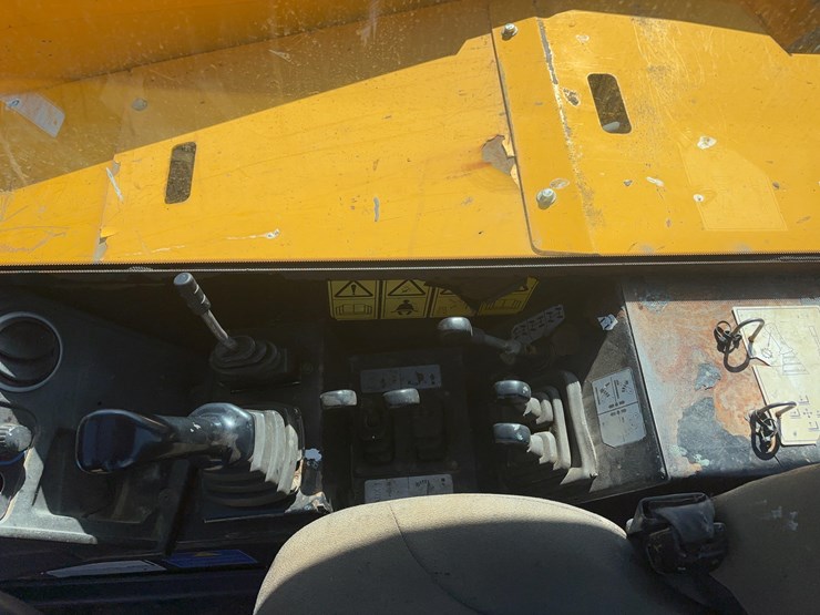 jcb-512-56-image-23