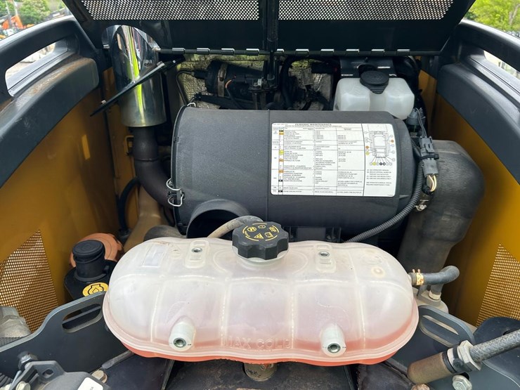 deere-333e-image-15