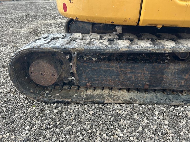 caterpillar-305e2-cr-image-10