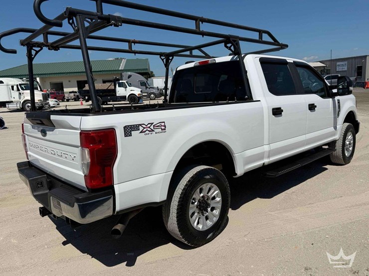 2022-ford-f350-image-3
