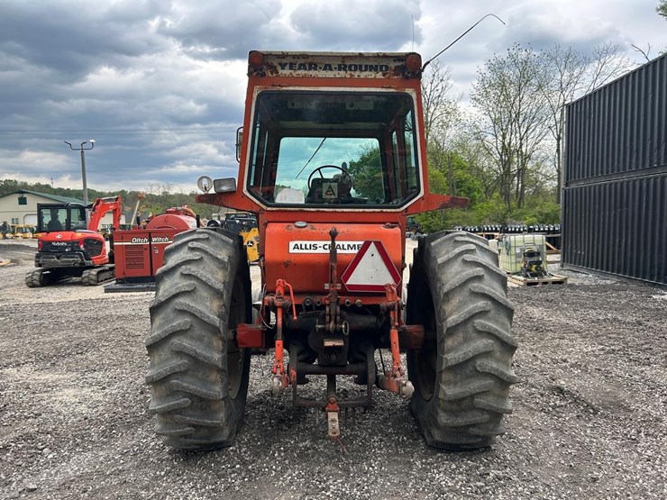 allis-chalmers-190xt-series-iii-tractor-image-3