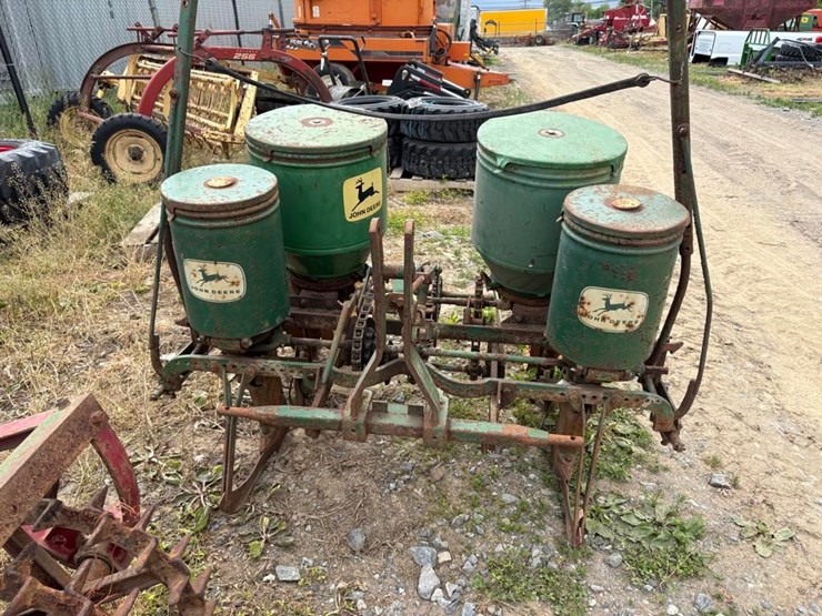 john-deere-246-image-2