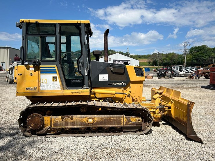 komatsu-d37ex-21-image-5