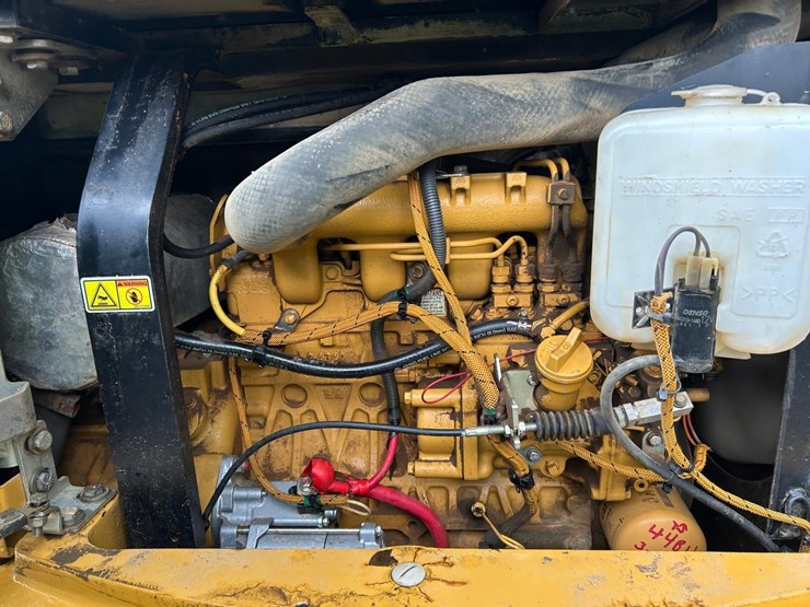 caterpillar-305e2-cr-image-13