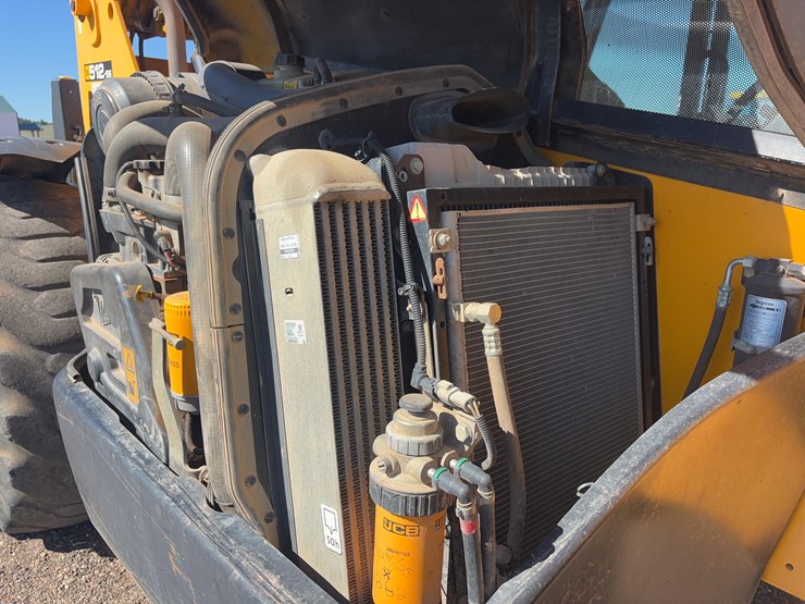 jcb-512-56-image-16