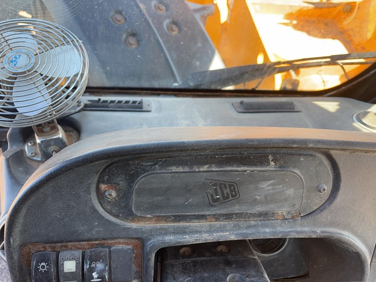 jcb-512-56-image-25