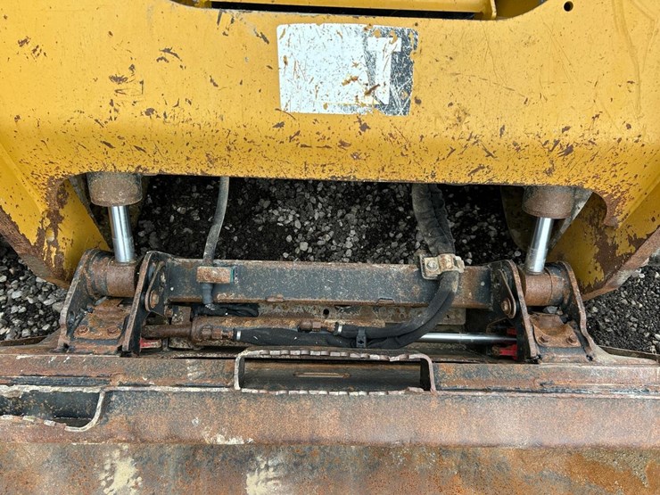 2018-caterpillar-289d-image-10