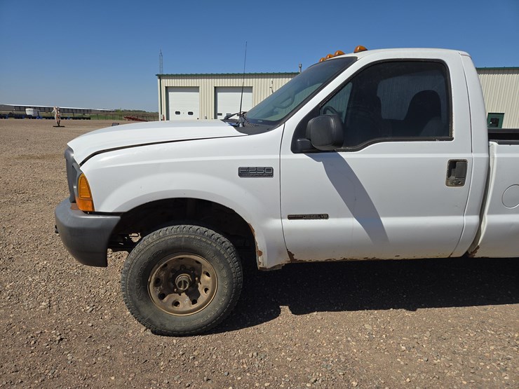 2000-ford-2000-image-4