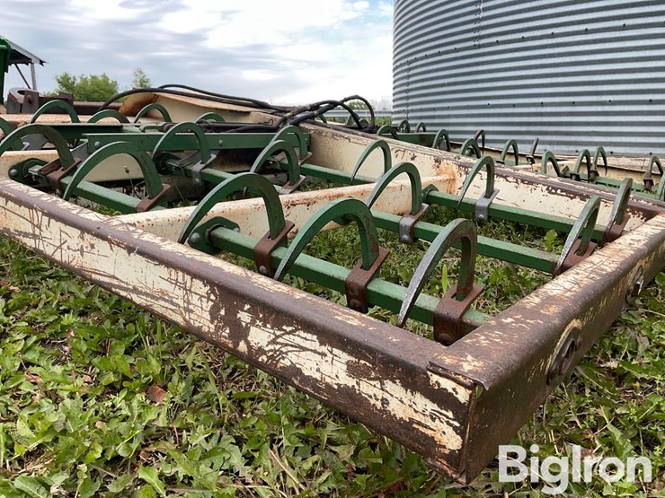 john-deere-740-image-15
