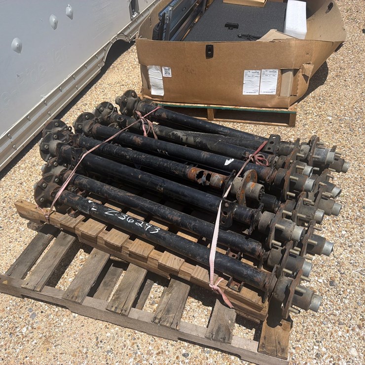 #36293 • PALLET OF AXLES