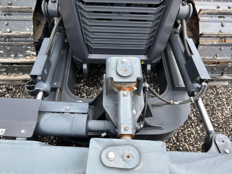 2026--develon-dd100-us10-crawler-dozer-image-10