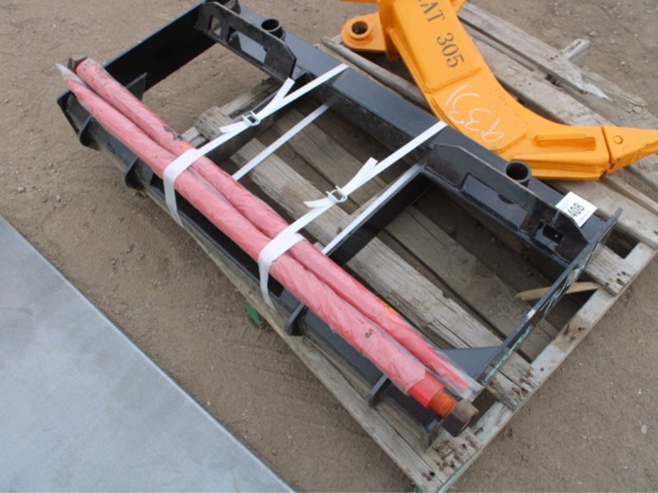 #7408-•-skid-steer-bale-fork-image-1