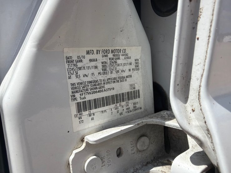 2011-ford-f250-image-10