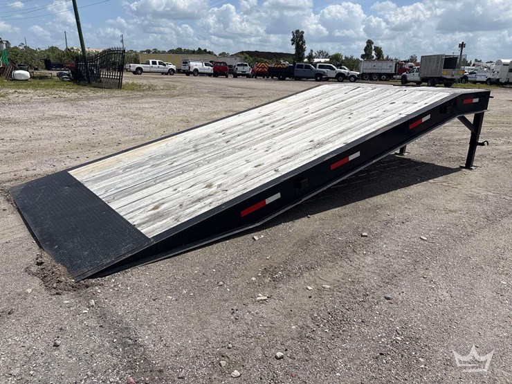 superior-trailer-product-15-ton-yard-truck-ramp-image-4