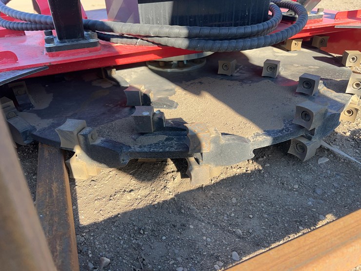 skid-steer-disc-mulcher-image-11