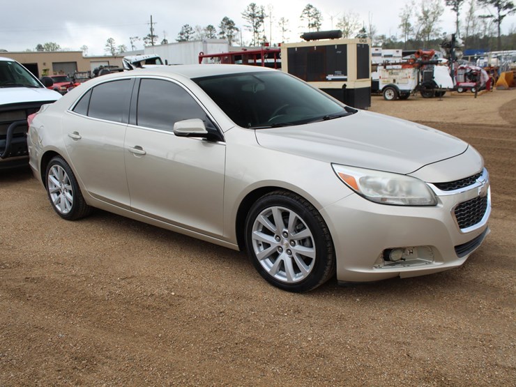 #35139-•-2014-chevrolet-malibu-lt-image-3