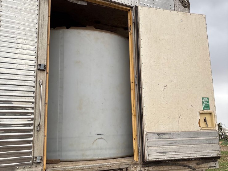 2000-kidron-semi-van-box-spray-trailer-image-44