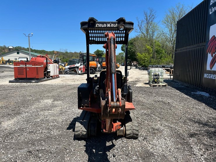 ditch-witch-xt855-image-3