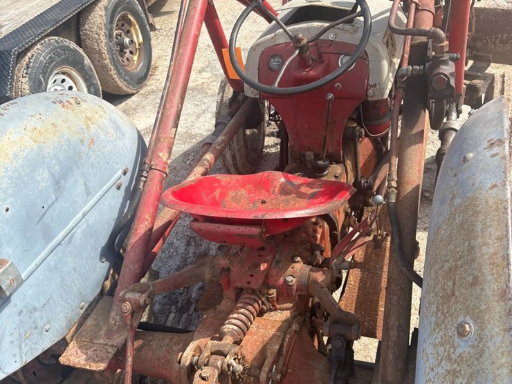 ford-8n-image-6