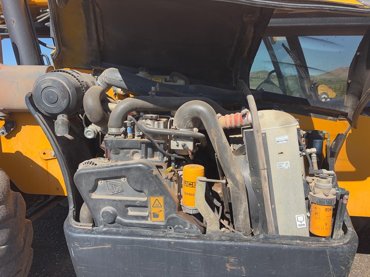 jcb-512-56-image-15