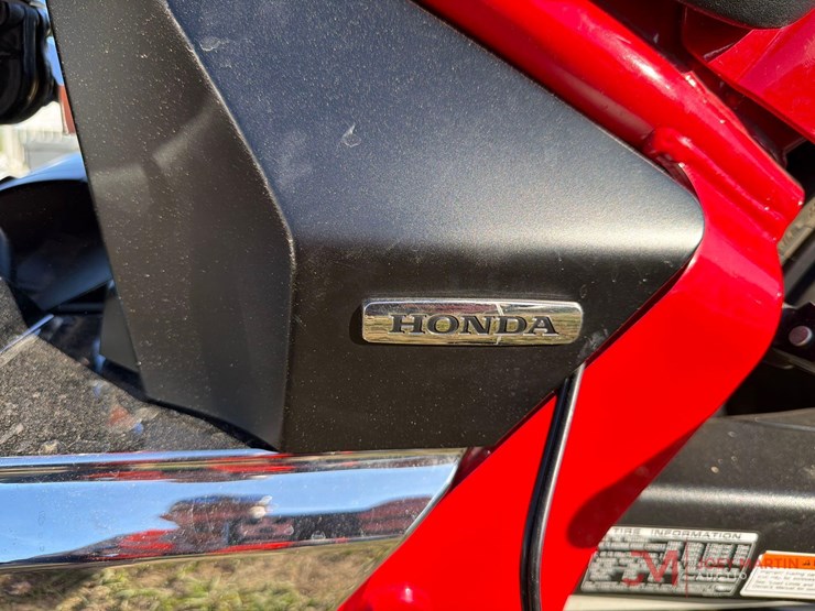 2013-honda-furry-motorcycle-image-7