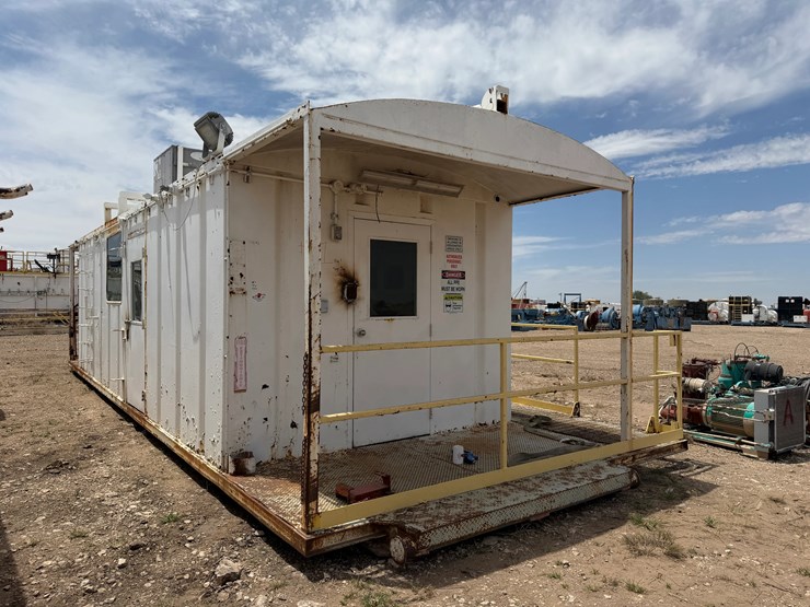 rig-#-1-top-dog-house-image-1