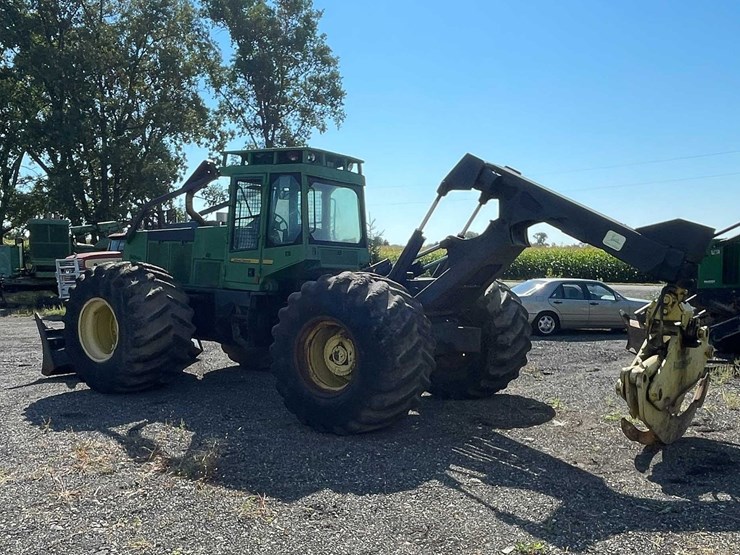 2000-john-deere-660-image-8