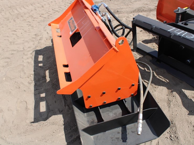#7411-•-skid-steer-vibrating-plate-compactor-image-2