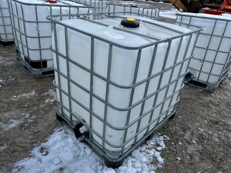 water-tank-tote-image-4