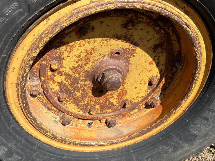 caterpillar-12f-image-29
