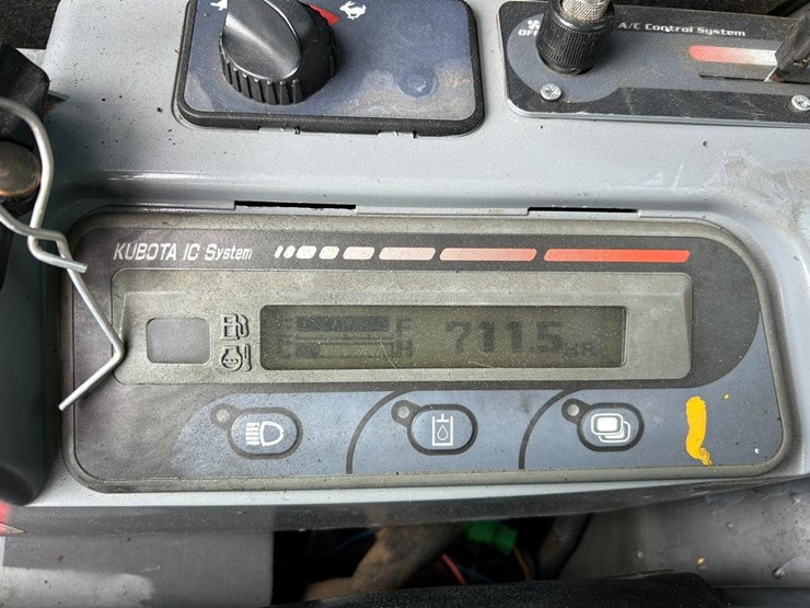 kubota-u55-image-24