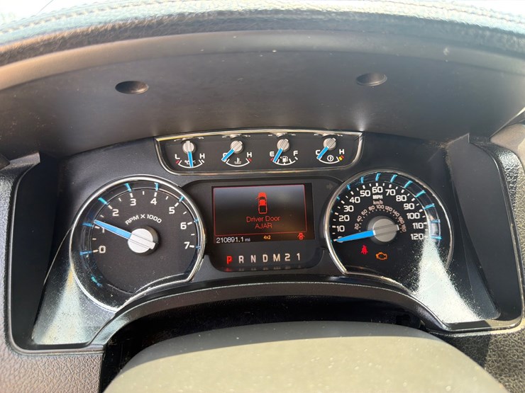 2015-ford-f150-image-10
