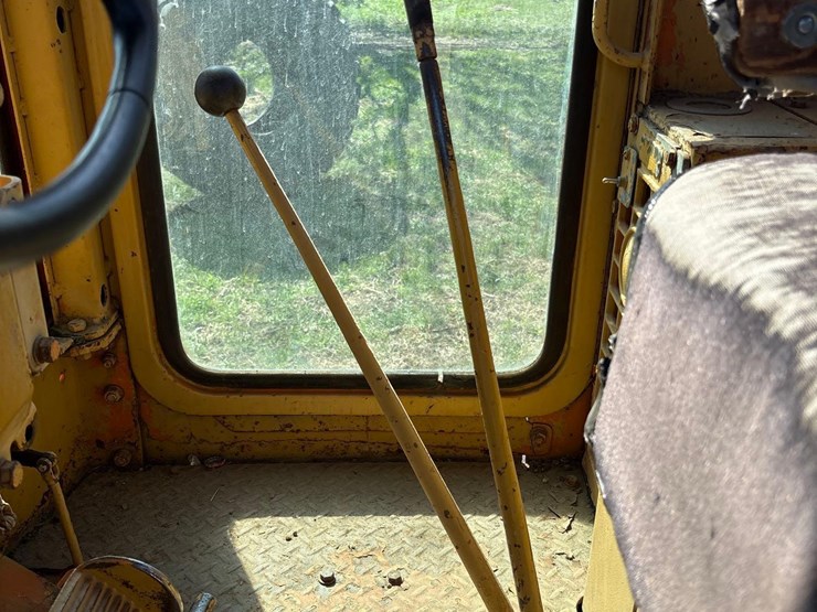 caterpillar-12f-image-54
