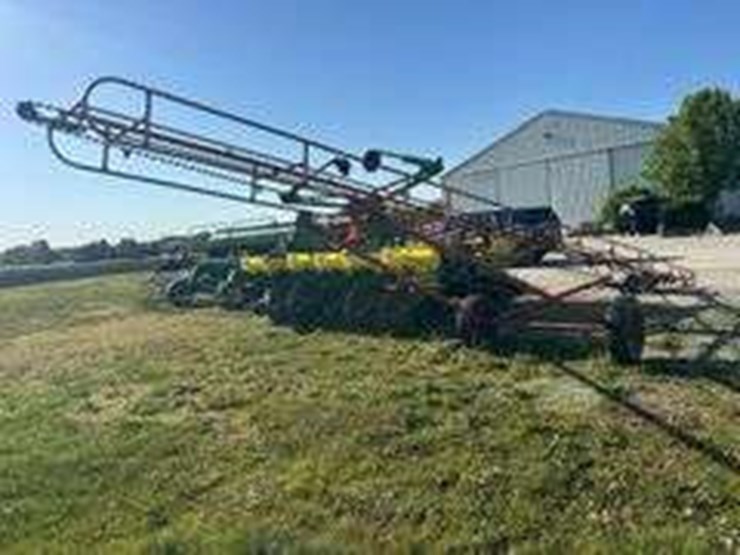 bale-elevator-30’-w/transport-image-5