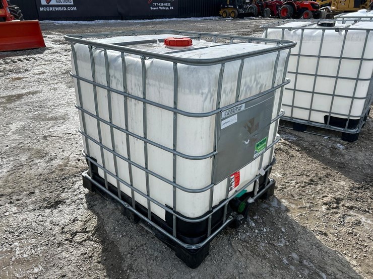 water-tank-tote-image-4