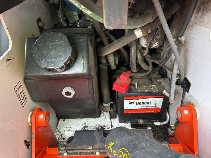 2024-bobcat-mt100-image-16
