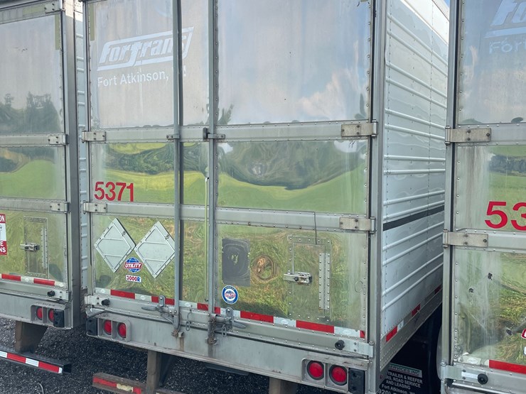 2015-utility-reefer-image-16