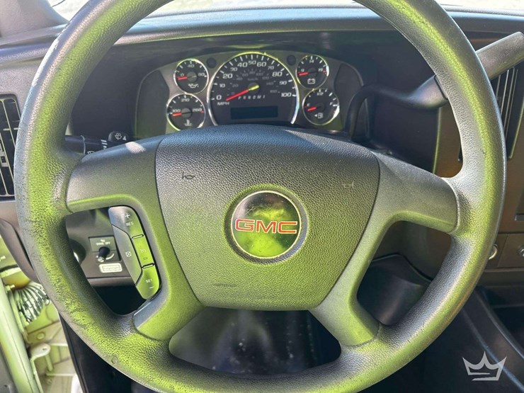 2019-gmc-3500-image-13