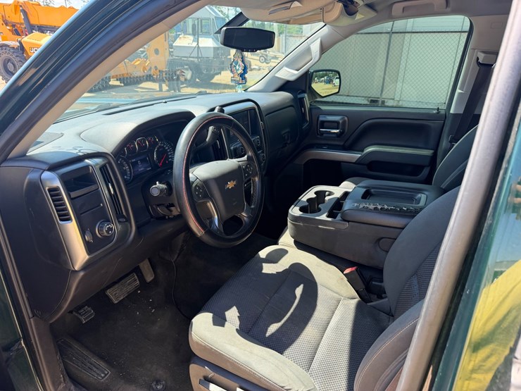 2015-chevrolet-silverado-1500-image-11