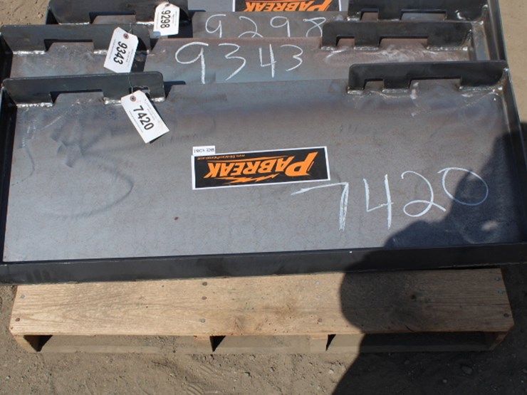 #7420-•-formed-skid-steer-plate-image-2