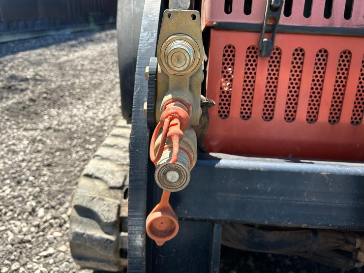ditch-witch-xt855-image-11