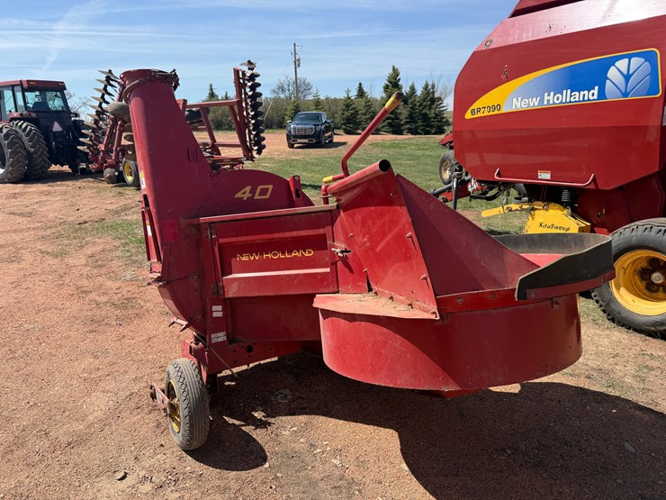 new-holland-40-image-2