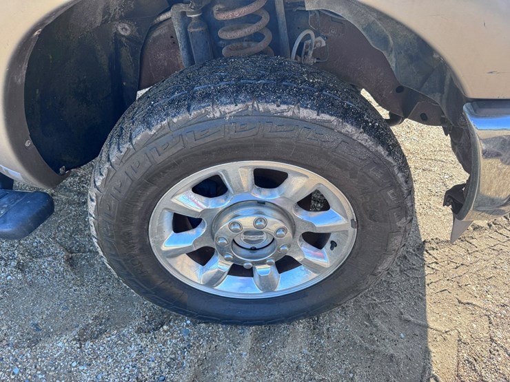 2011-ford-f250-image-31