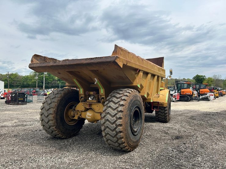 caterpillar-d25b-image-4