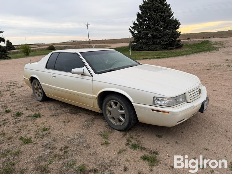 1999-cadillac-eldorado-2-door-coupe-image-3