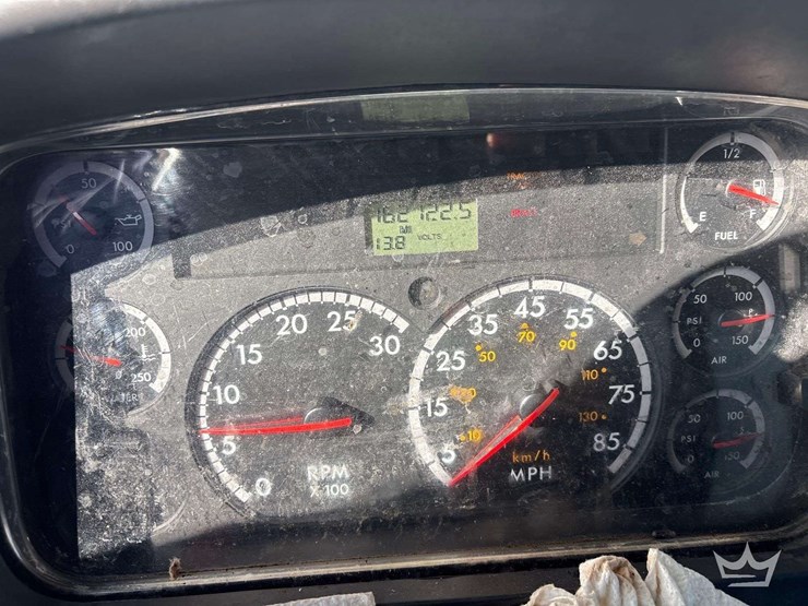 2007-freightliner-m2-112-tri-axle-dump-truck-image-7