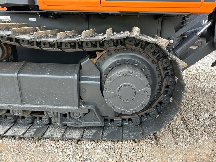 2026--develon-dd100-us10-crawler-dozer-image-22